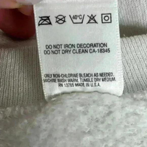 Fruit of the Loom Vintage White Avon Sweatshirt Size Extra Large XL - Picture 6 of 7